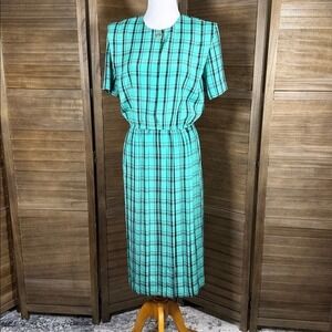 Leslie Fay Petite Vintage Teal Black Plaid Pleated Midi Dress 14P Short Sleeve